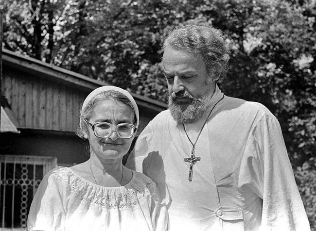 Иллюстрация к книге — Цветочки Александра Меня [i_029.jpg]