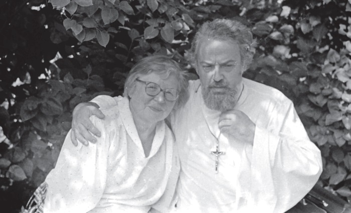 Иллюстрация к книге — Цветочки Александра Меня [i_039.jpg]