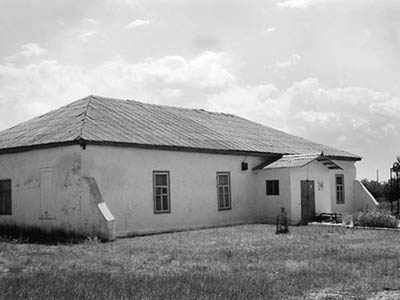 Иллюстрация к книге — Нонна Мордюкова и Вячеслав Тихонов. Как казачка Штирлица любила [_02.jpg]