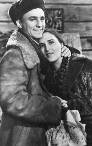 Иллюстрация к книге — Нонна Мордюкова и Вячеслав Тихонов. Как казачка Штирлица любила [_43.jpg]