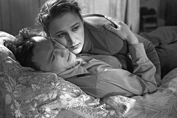 Иллюстрация к книге — Нонна Мордюкова и Вячеслав Тихонов. Как казачка Штирлица любила [_61.jpg]