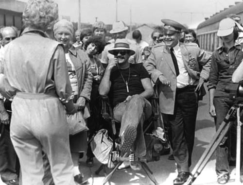 Иллюстрация к книге — Нонна Мордюкова и Вячеслав Тихонов. Как казачка Штирлица любила [_92.jpg]