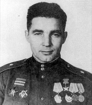 Иллюстрация к книге — Генерал армии Василий Маргелов [i_013.jpg]