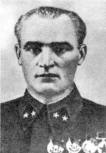 Иллюстрация к книге — Генерал армии Василий Маргелов [i_024.jpg]