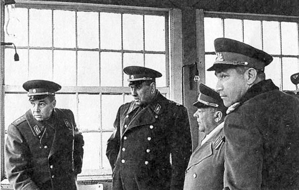 Иллюстрация к книге — Генерал армии Василий Маргелов [i_041.jpg]