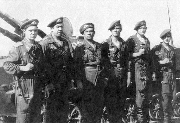 Иллюстрация к книге — Генерал армии Василий Маргелов [i_047.jpg]