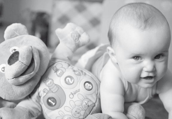 Иллюстрация к книге — Большая книга развивающих игр. От рождения до 3 лет [i_002.jpg]