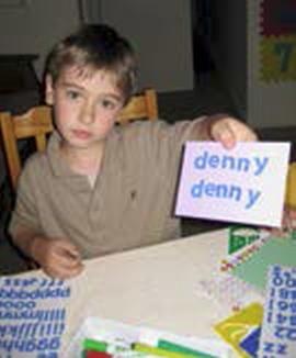 Иллюстрация к книге — Мост через пропасть. Создание тематических фотокнижек: творческий союз особого ребёнка и его окружения [_109_1.jpg]