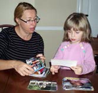 Иллюстрация к книге — Мост через пропасть. Создание тематических фотокнижек: творческий союз особого ребёнка и его окружения [_136_1.jpg]