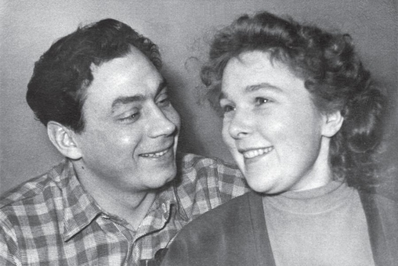 Иллюстрация к книге — Золушка с Чистых прудов [_2_08.jpg]