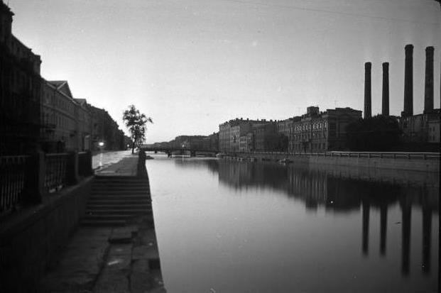 Иллюстрация к книге — Ладья темных странствий. Избранная проза [i_007.jpg]