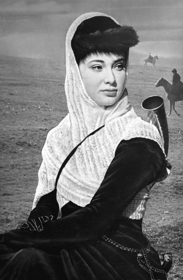 Иллюстрация к книге — Сергей Бондарчук. Его война и мир [i_015.jpg]