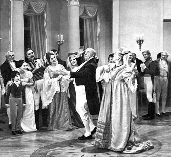 Иллюстрация к книге — Сергей Бондарчук. Его война и мир [i_023.jpg]