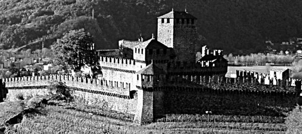 Иллюстрация к книге — Рыцари. Полная иллюстрированная энциклопедия [i_387.jpg]