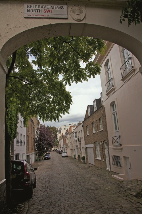 Иллюстрация к книге — Белгравия [i_028.jpg]