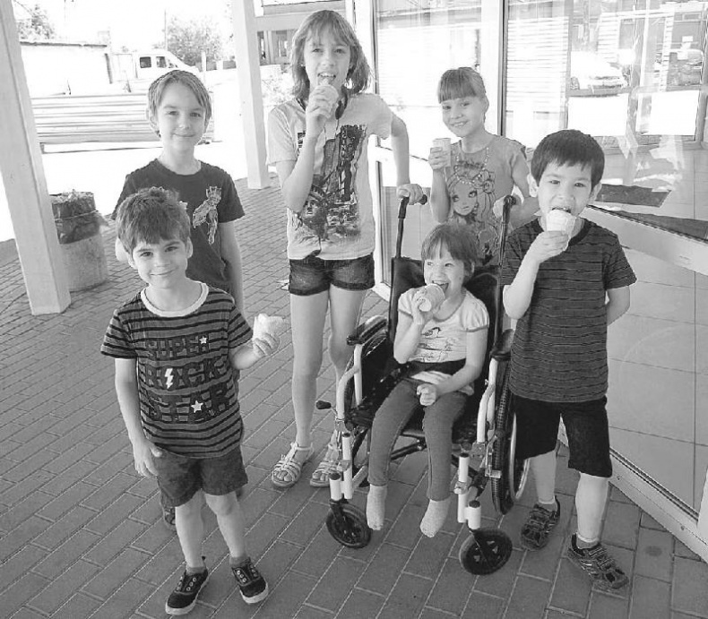 Иллюстрация к книге — Хочешь, я буду твоей мамой? [_07_2.jpg]