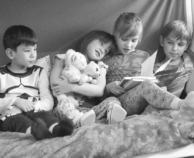 Иллюстрация к книге — Хочешь, я буду твоей мамой? [_11_1.jpg]