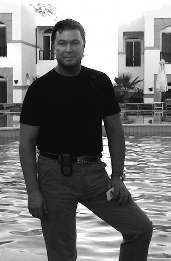 Иллюстрация к книге — Анна Самохина. Роковая женщина советского кино [i_062.jpg]