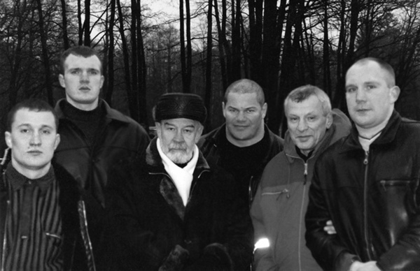 Иллюстрация к книге — Анна Самохина. Роковая женщина советского кино [i_110.jpg]