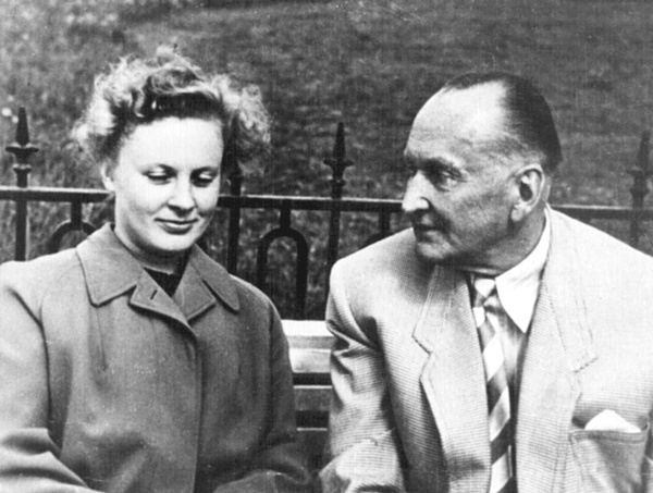 Иллюстрация к книге — Алла Ларионова и Николай Рыбников. Любовь на Заречной улице [i_007.jpg]