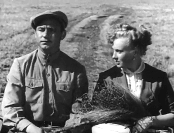 Иллюстрация к книге — Алла Ларионова и Николай Рыбников. Любовь на Заречной улице [i_027.jpg]