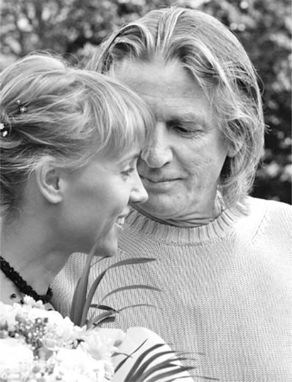 Иллюстрация к книге — Ирина Алферова. Любимая женщина красавца Абдулова [i_048.jpg]