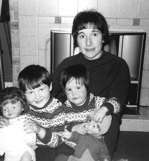 Иллюстрация к книге — Джоан Роулинг. Всё о Гарри Поттере, жизни и любви [i_004.jpg]