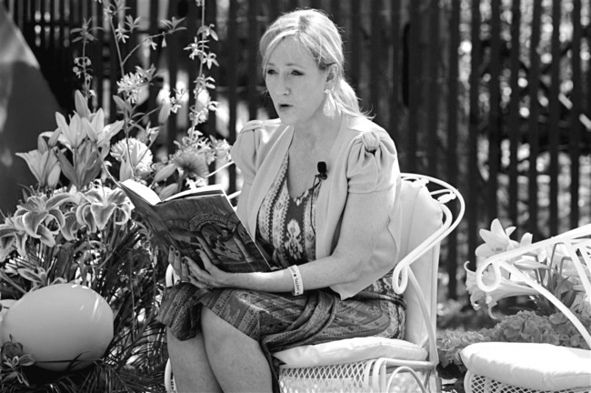 Иллюстрация к книге — Джоан Роулинг. Всё о Гарри Поттере, жизни и любви [i_015.jpg]