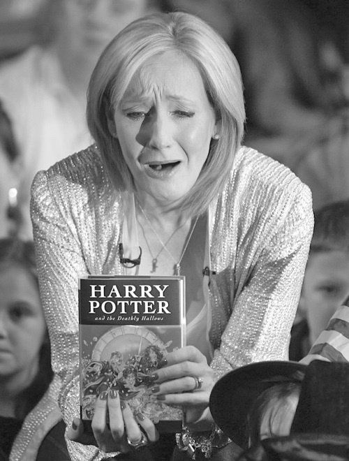 Иллюстрация к книге — Джоан Роулинг. Всё о Гарри Поттере, жизни и любви [i_059.jpg]