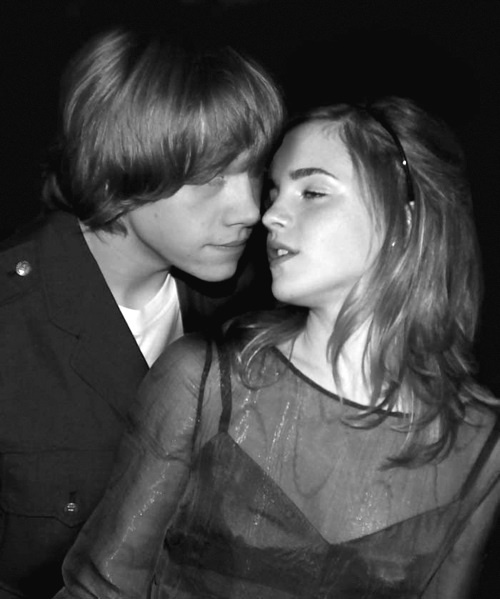 Иллюстрация к книге — Джоан Роулинг. Всё о Гарри Поттере, жизни и любви [i_098.jpg]