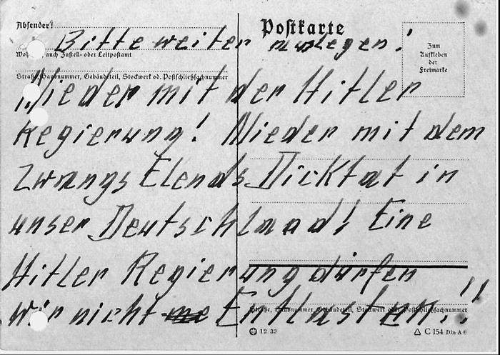 Иллюстрация к книге — Один в Берлине [_05.jpg]