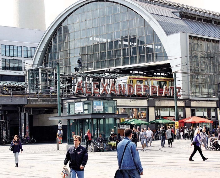 Иллюстрация к книге — Берлин. Веселая столица, или От рейхстага до кебаба [i_060.jpg]