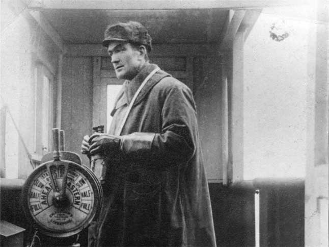 Иллюстрация к книге — Русская революция в Австралии и &quot;сети шпионажа&quot; [i_002.jpg]