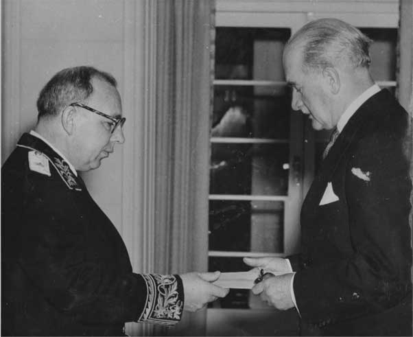 Иллюстрация к книге — Русская революция в Австралии и &quot;сети шпионажа&quot; [i_013.jpg]