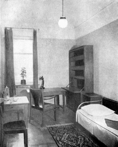 Иллюстрация к книге — Высотки сталинской Москвы. Наследие эпохи [i_045.jpg]