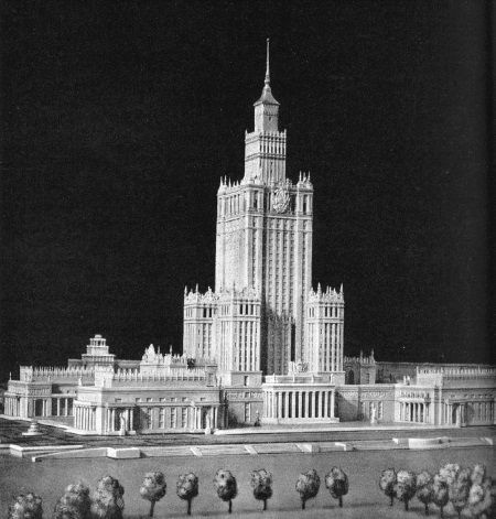 Иллюстрация к книге — Высотки сталинской Москвы. Наследие эпохи [i_153.jpg]