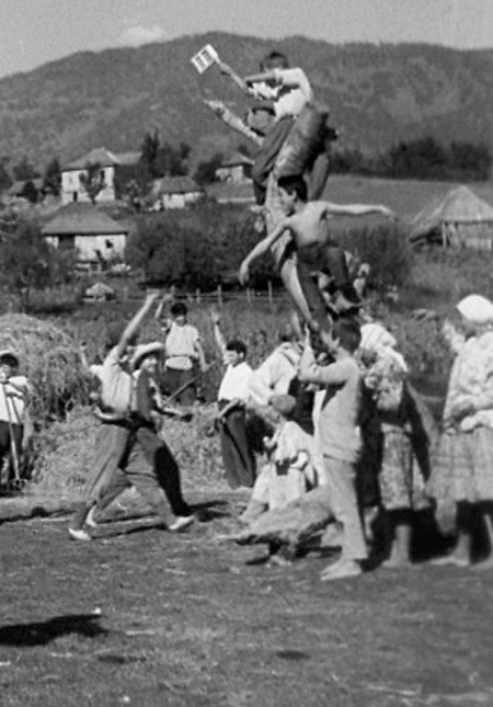 Иллюстрация к книге — Наша Любовь [i_032.jpg]