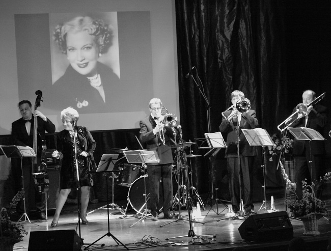 Иллюстрация к книге — Наша Любовь [i_200.jpg]