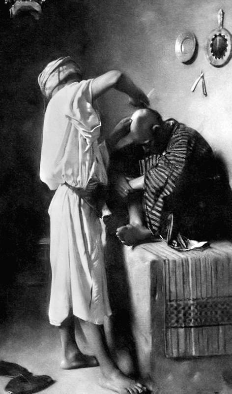 Иллюстрация к книге — Конец Великолепного века, или Загадки последних невольниц Востока [i_026.jpg]