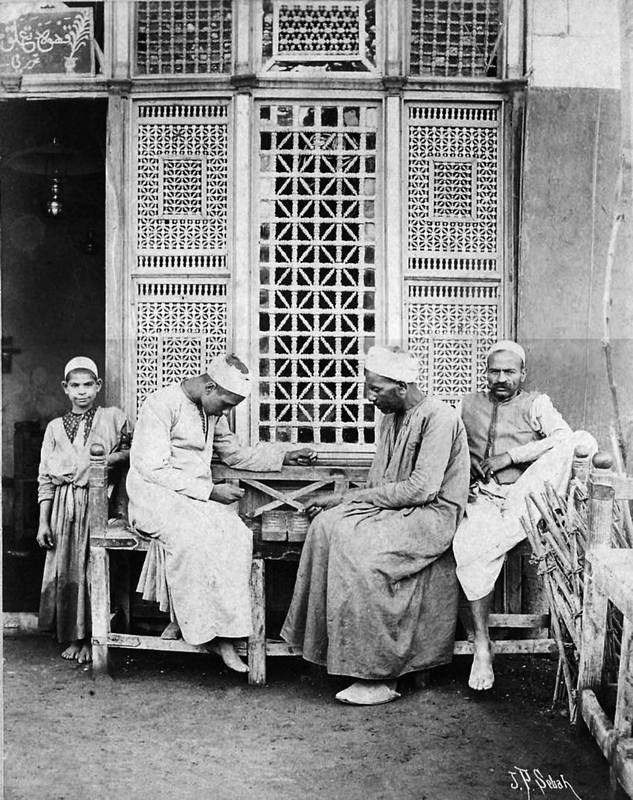 Иллюстрация к книге — Конец Великолепного века, или Загадки последних невольниц Востока [i_035.jpg]