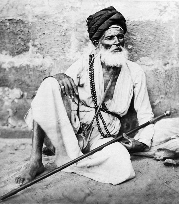 Иллюстрация к книге — Конец Великолепного века, или Загадки последних невольниц Востока [i_053.jpg]