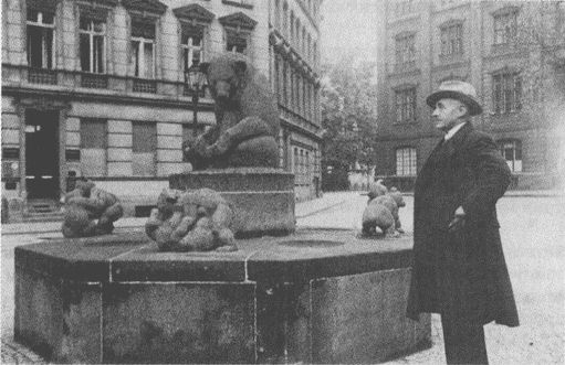 Иллюстрация к книге — Тур Хейердал. Биография. Книга 1. Человек и океан [i_010.jpg]