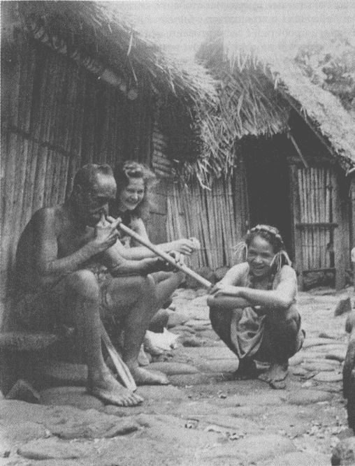 Иллюстрация к книге — Тур Хейердал. Биография. Книга 1. Человек и океан [i_042.jpg]