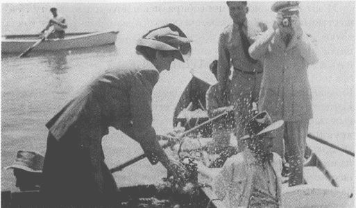 Иллюстрация к книге — Тур Хейердал. Биография. Книга 1. Человек и океан [i_083.jpg]