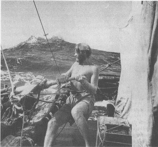 Иллюстрация к книге — Тур Хейердал. Биография. Книга 1. Человек и океан [i_085.jpg]