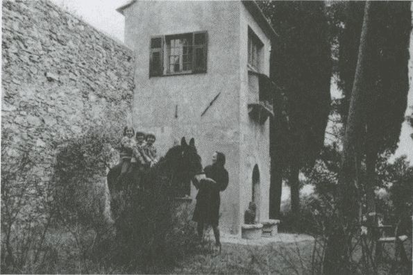 Иллюстрация к книге — Тур Хейердал. Биография. Книга 2. Человек и мир [i_068.jpg]