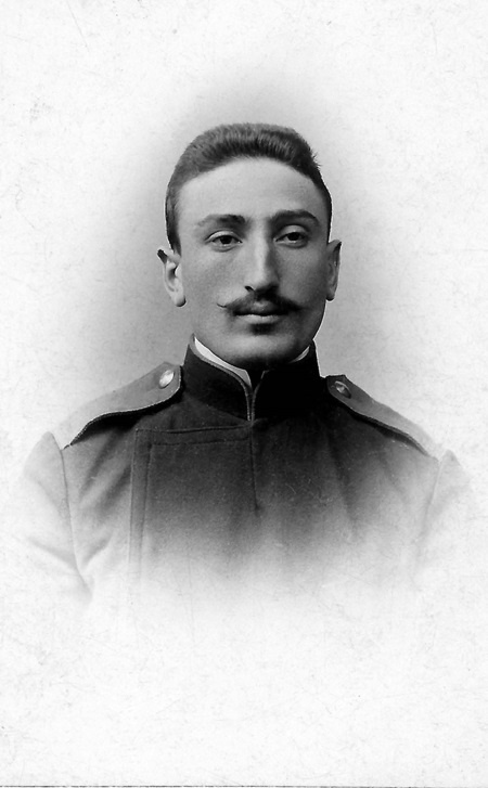 Иллюстрация к книге — Последний поезд в Москву [i_003.jpg]