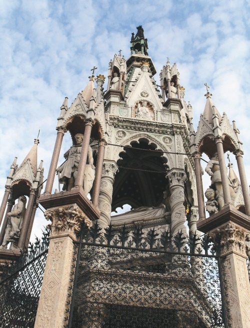 Иллюстрация к книге — Прекрасная Франция [i_114.jpg]