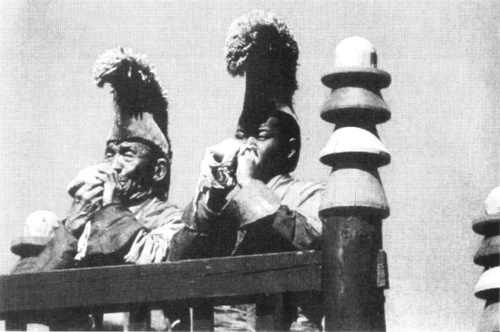 Иллюстрация к книге — Дорогами Чингисхана [i_007.jpg]