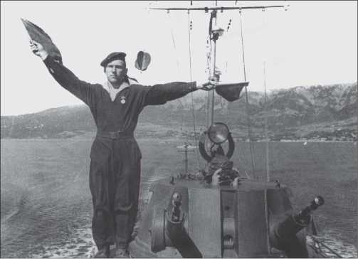 Иллюстрация к книге — Бронекатера Сталина. &quot;Речные танки&quot; Великой Отечественной [i_043.jpg]